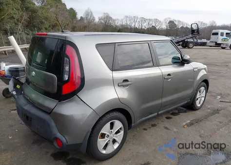 2015 Kia Soul z USA, uszkodzony, nr VIN KNDJN2A21F7209054